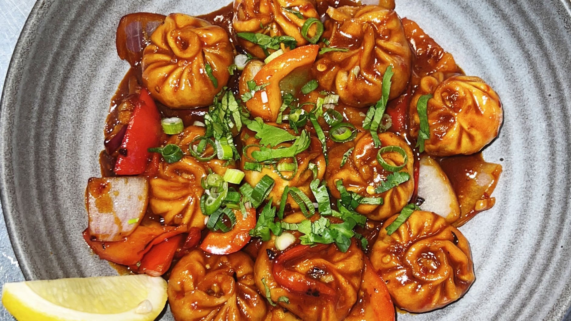 Chilly gyoza chicken